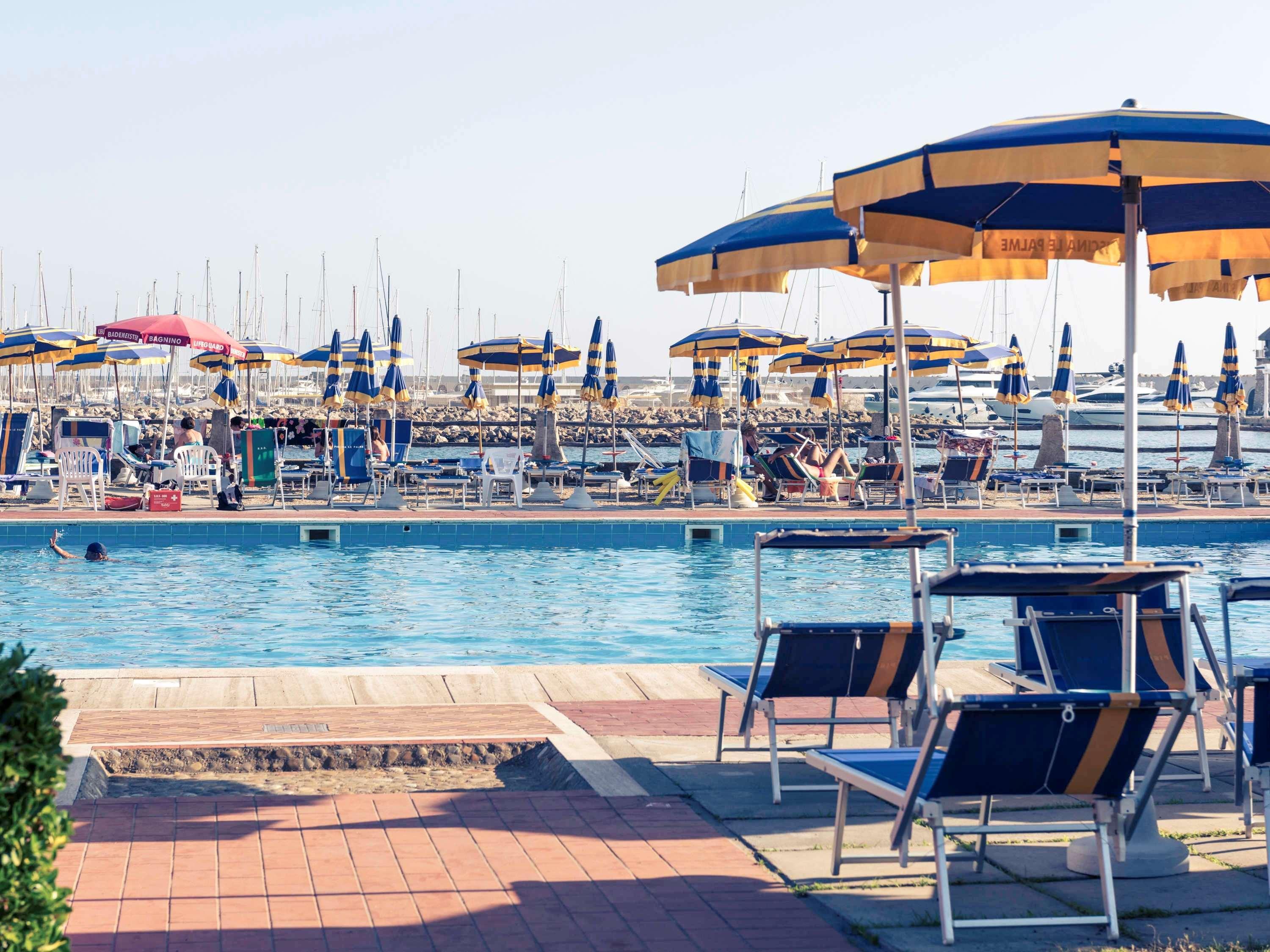 Sunbay Park Hotel 4*