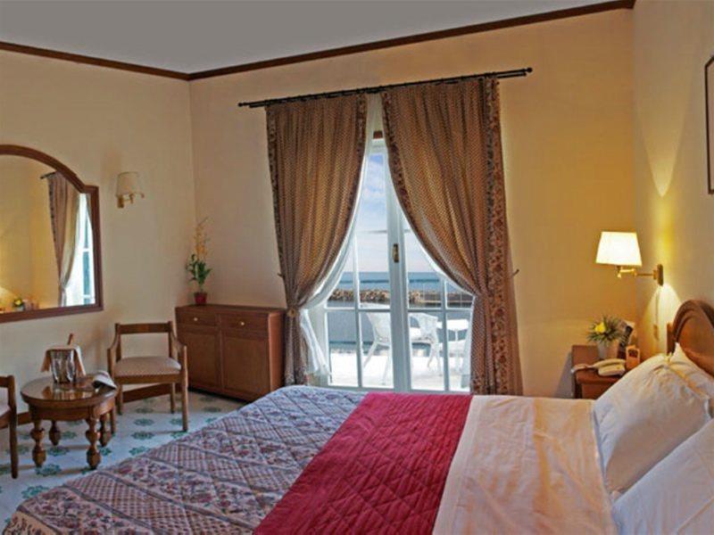 Sunbay Park Hotel 4*