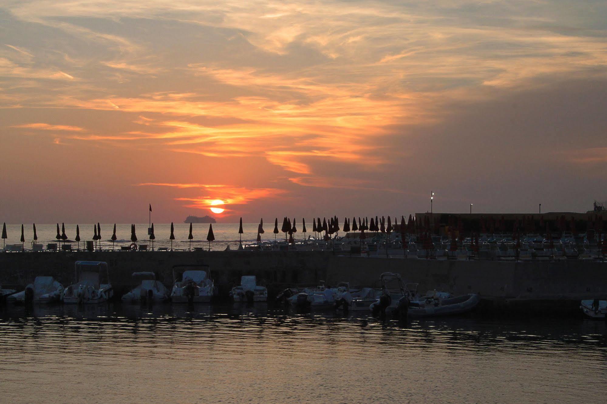 Sunbay Park 4* Civitavecchia